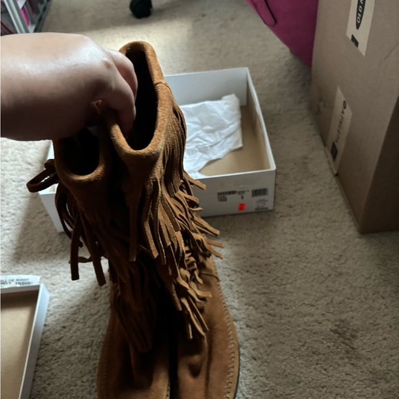 Minnetonka Moccasins in brown, size 9 - Picture 2 of 5